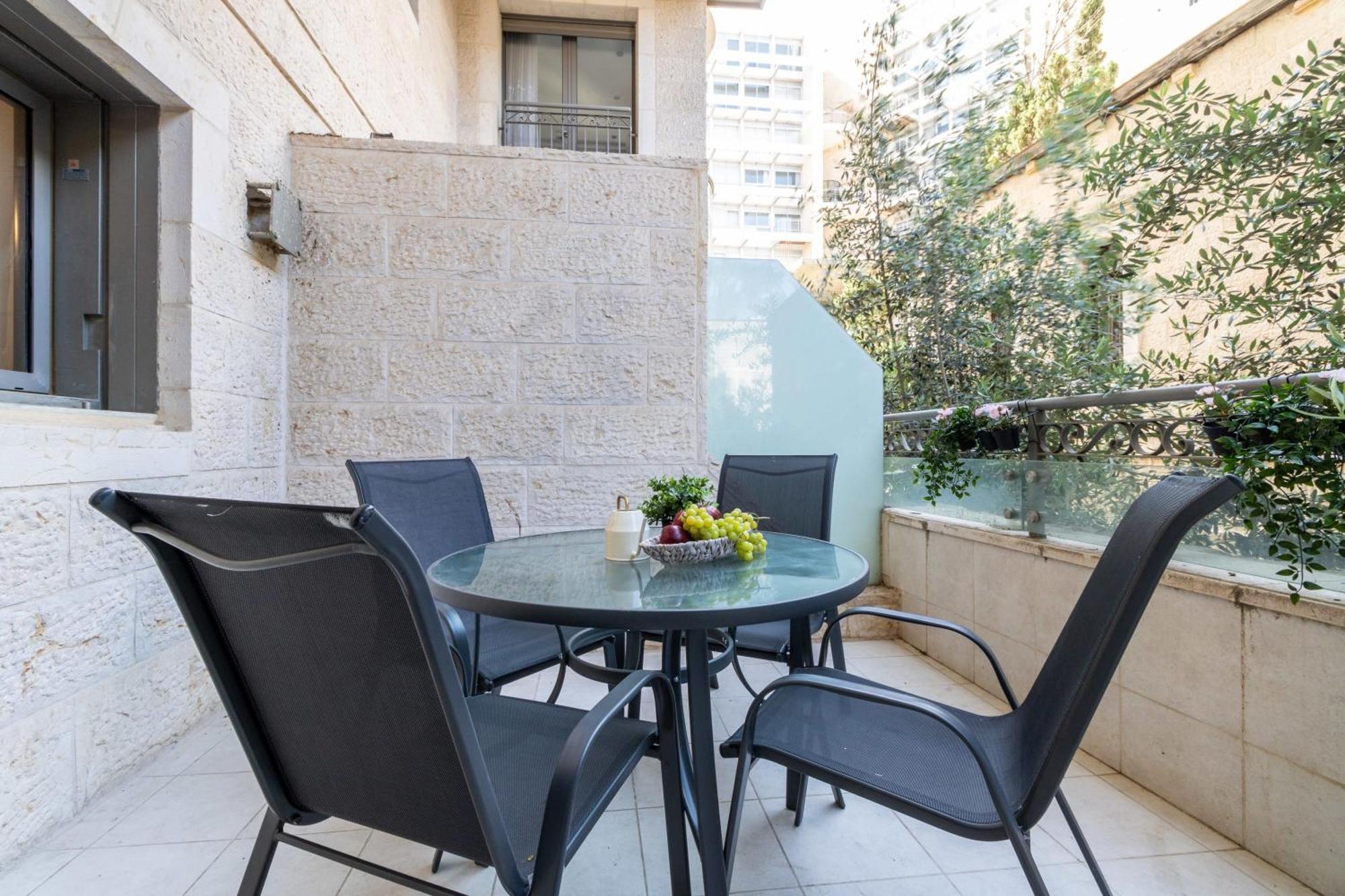 Kook Isrentals - Aparthotels In City Center Baitulmaqdis Luaran gambar
